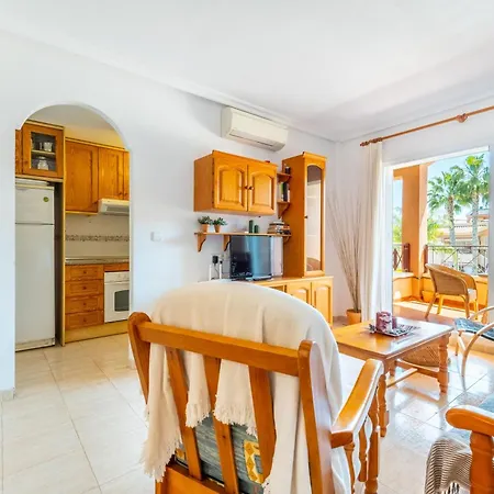 Casa En La Playa Con Piscina Teresa بيت للعطل *